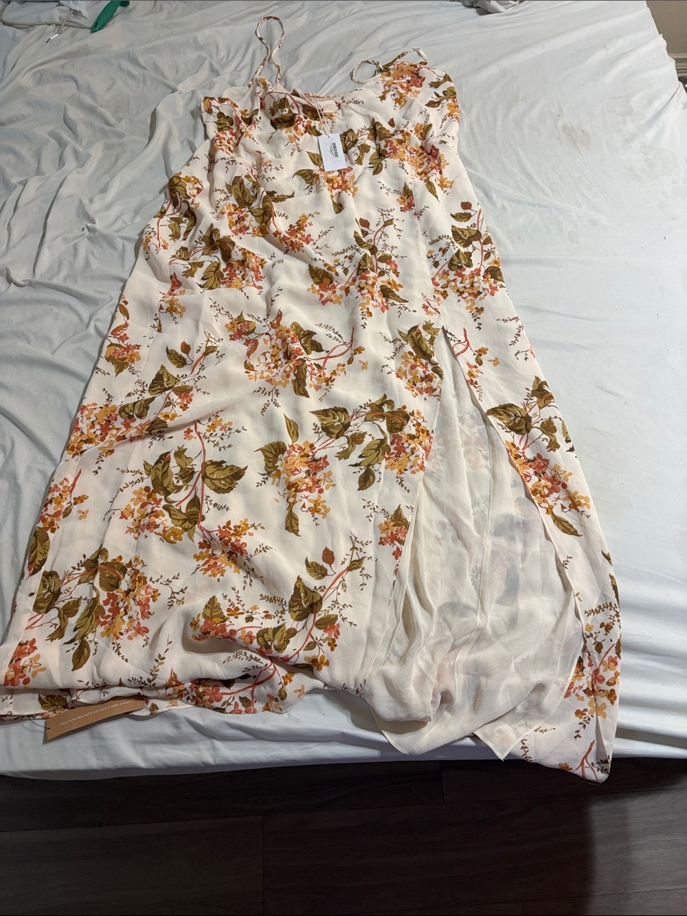 Reformation 
Pyper Dress ES-BELLA-20

107 - Picture 2 of 4